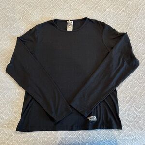 The North Face Women’s Black Long Sleeve Athletic Shirt Medium M USA Vapor Wick